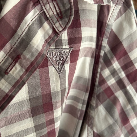 Guess Maroon and White Plaid Casual Shirt XL Embroidered - Picture 14 of 16